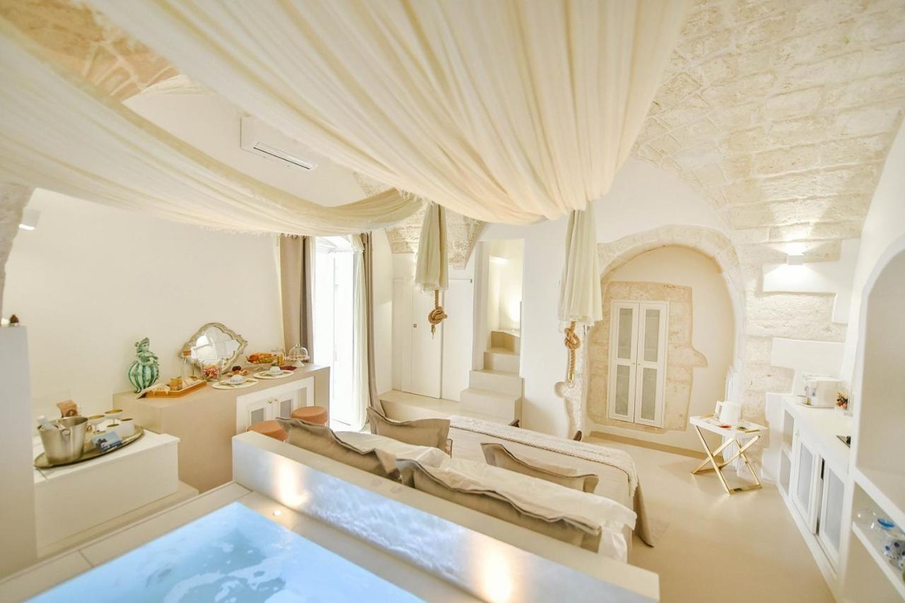 Eurydice Suite With Infinity Jacuzzi Остуни Экстерьер фото