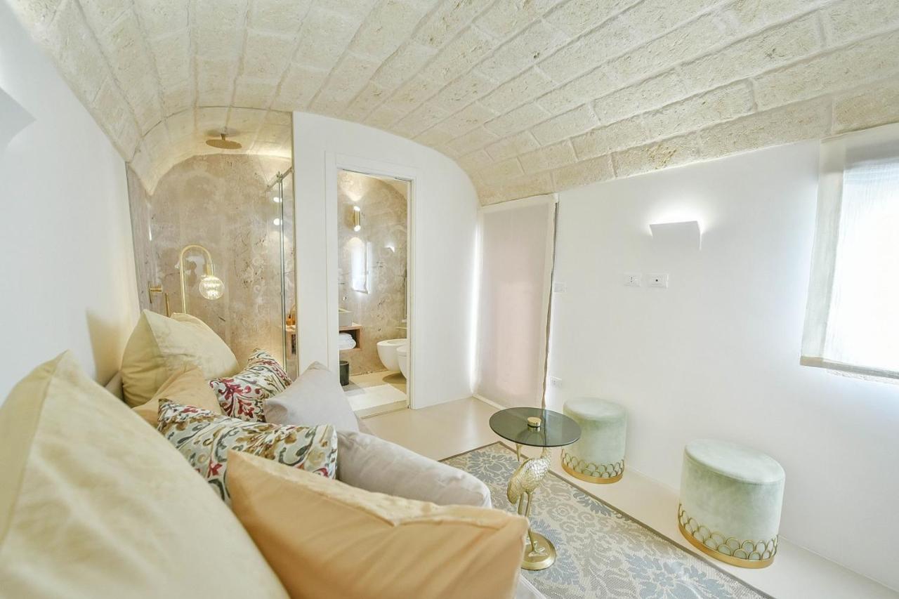 Eurydice Suite With Infinity Jacuzzi Остуни Экстерьер фото